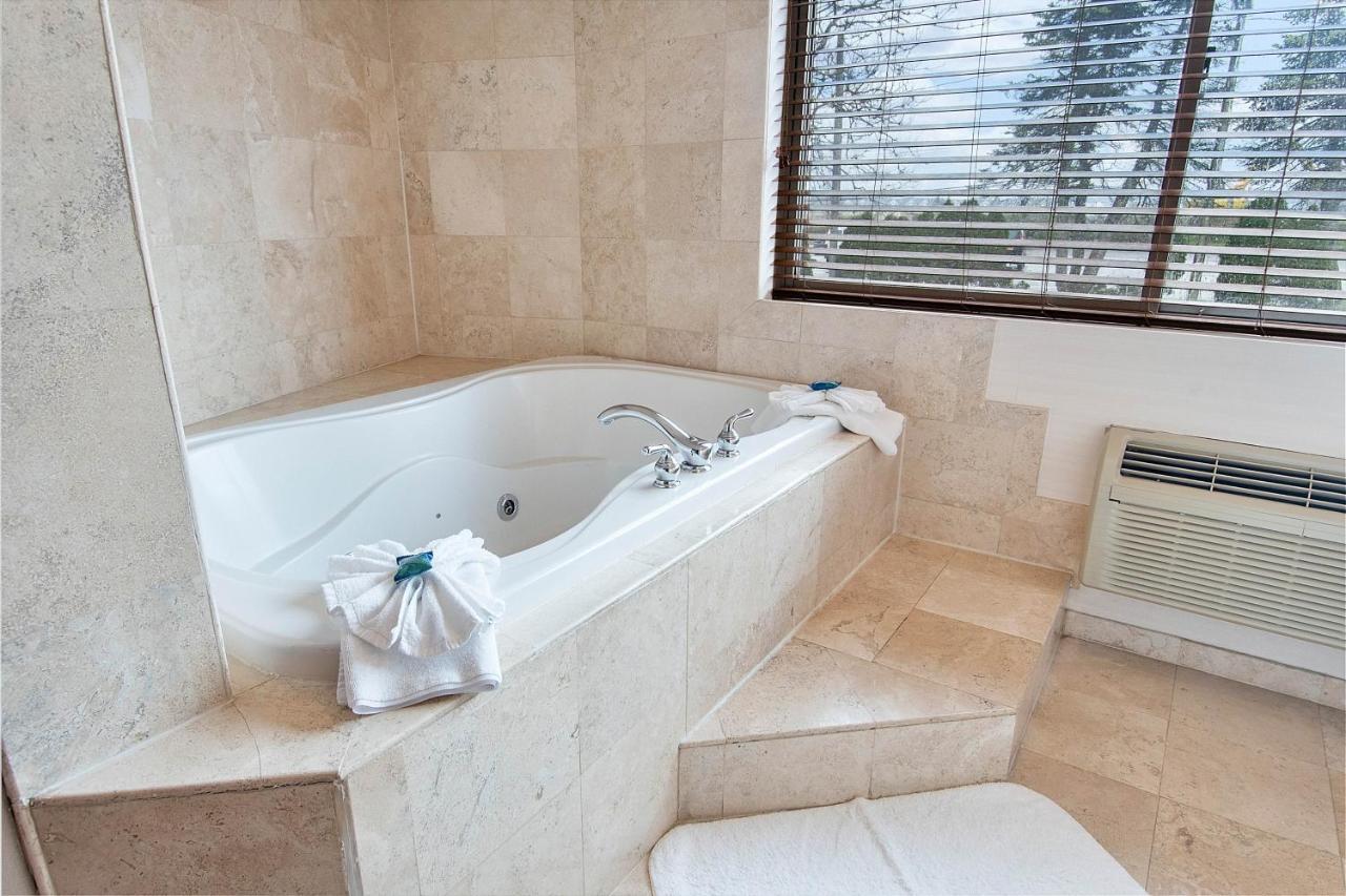 Four Points By Sheraton Melville Long Island 4* Plainview