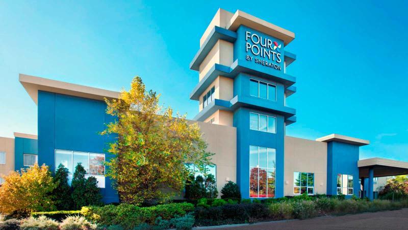 Four Points By Sheraton Melville Long Island Hotel